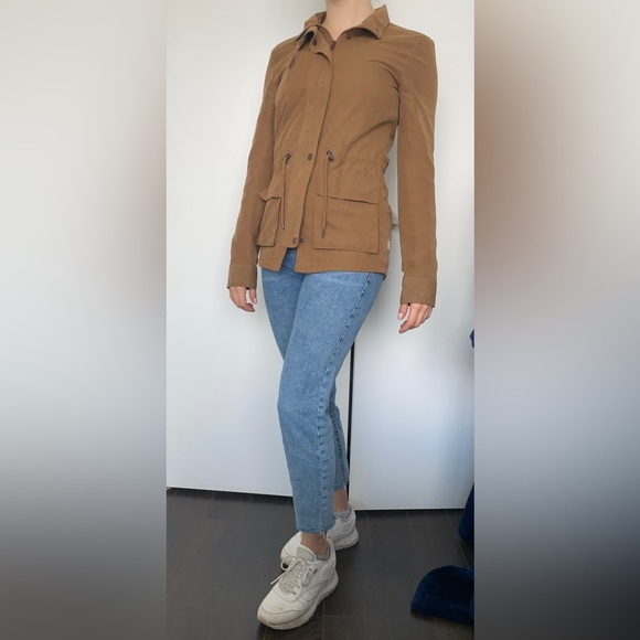 Tan light spring jacket - Picture 2 of 2